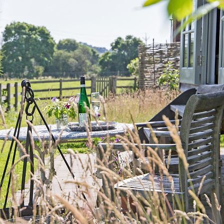 The Parlour, For Alton Towers & The Peak District Vila Uttoxeter Exterior foto