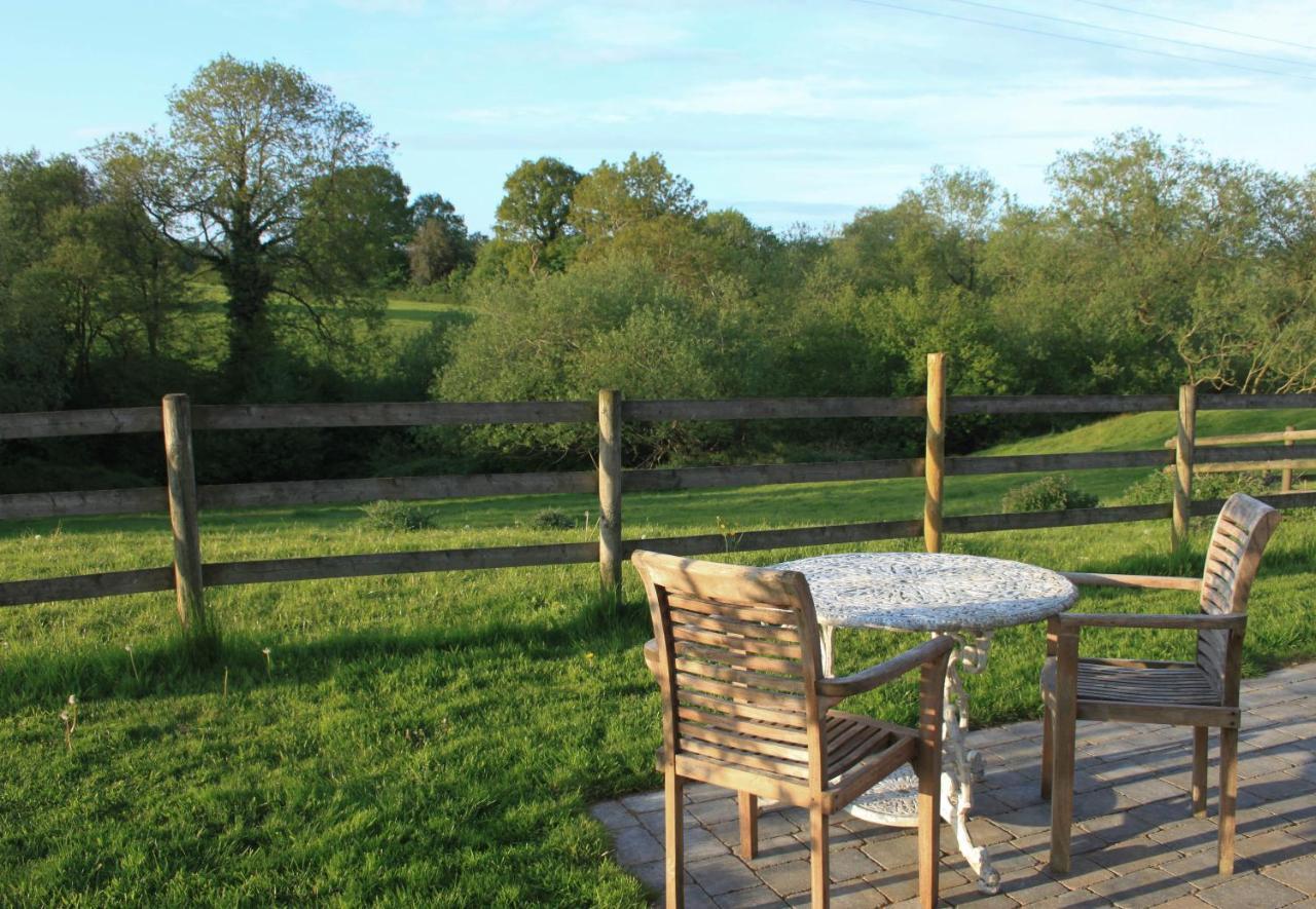 The Parlour, For Alton Towers & The Peak District Vila Uttoxeter Exterior foto